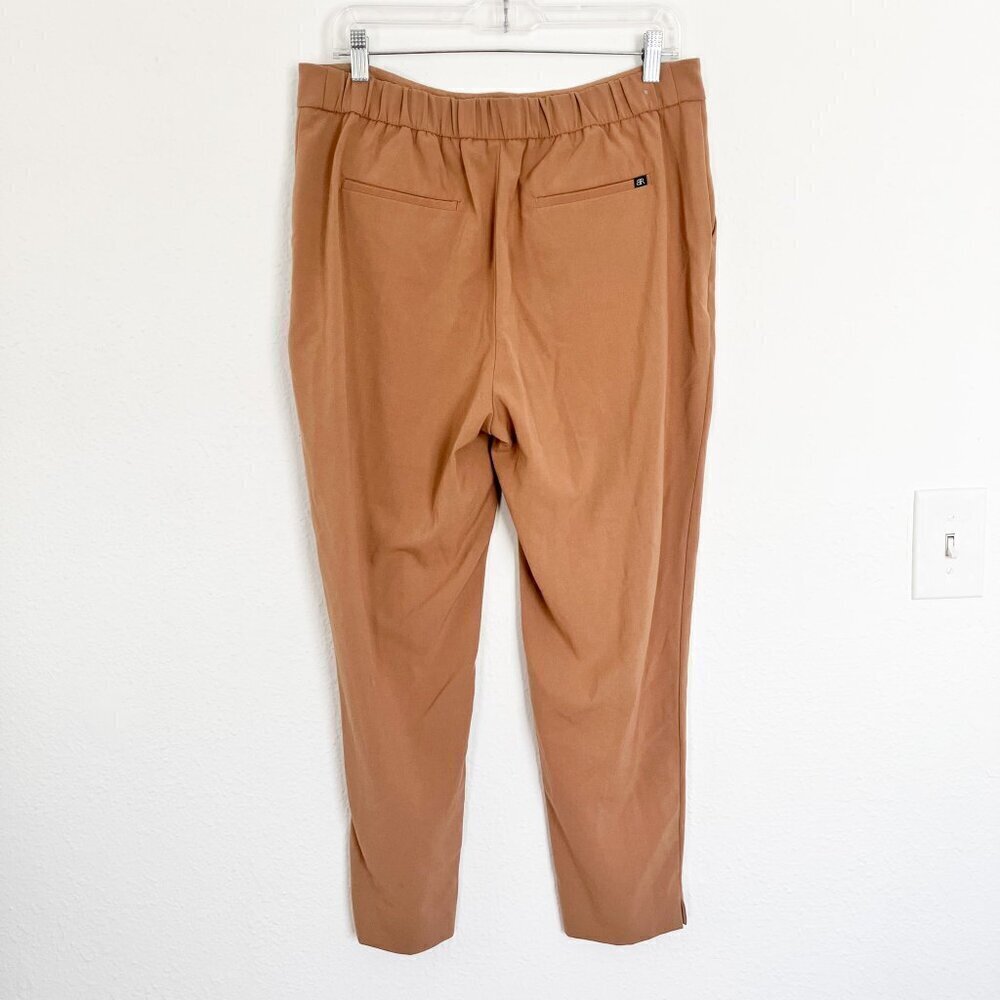 Banana Republic Camel Brown Straight Leg Ankle Slacks Size 12 - Picture 7 of 10